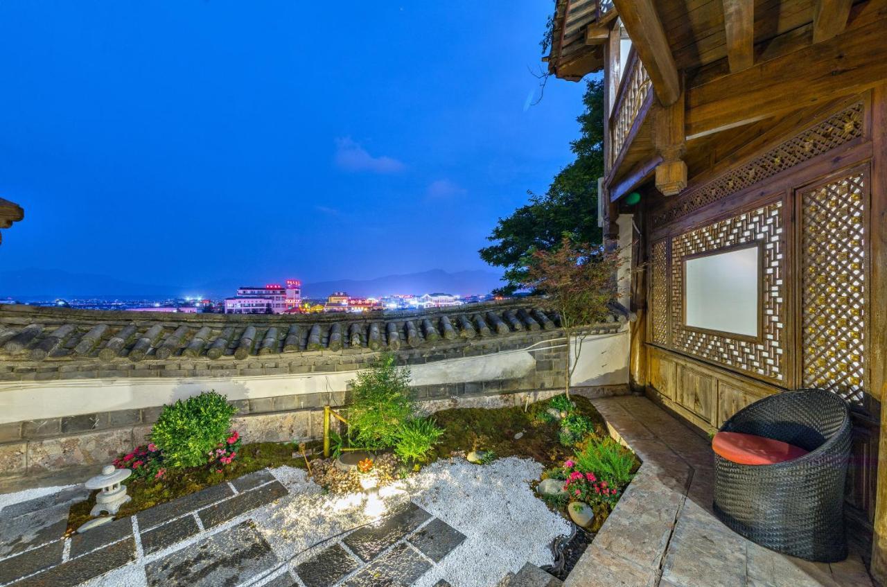 Lijiang Ancient Town Mountain View Guest House Esterno foto